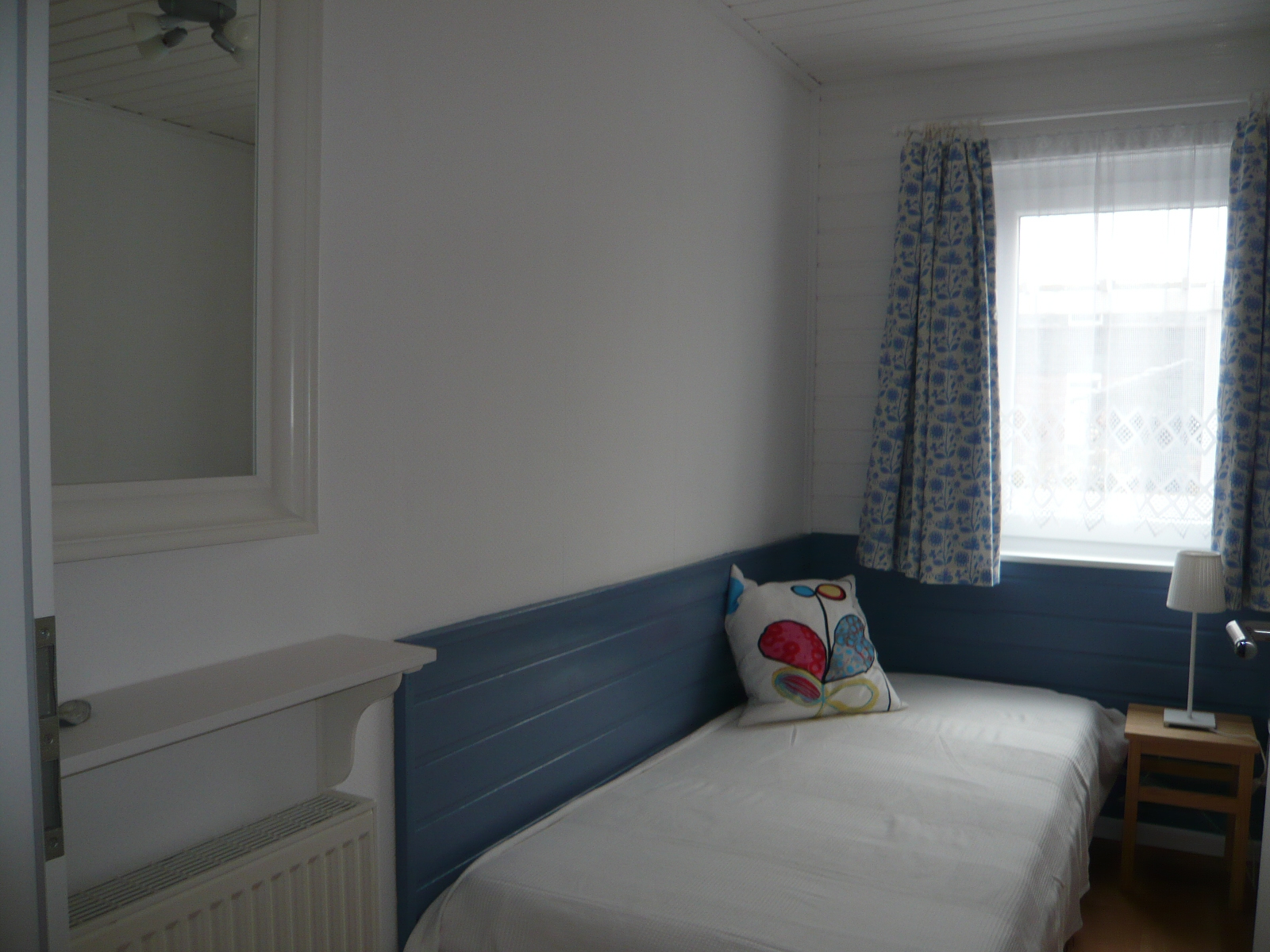 Großes Schlafzimmer